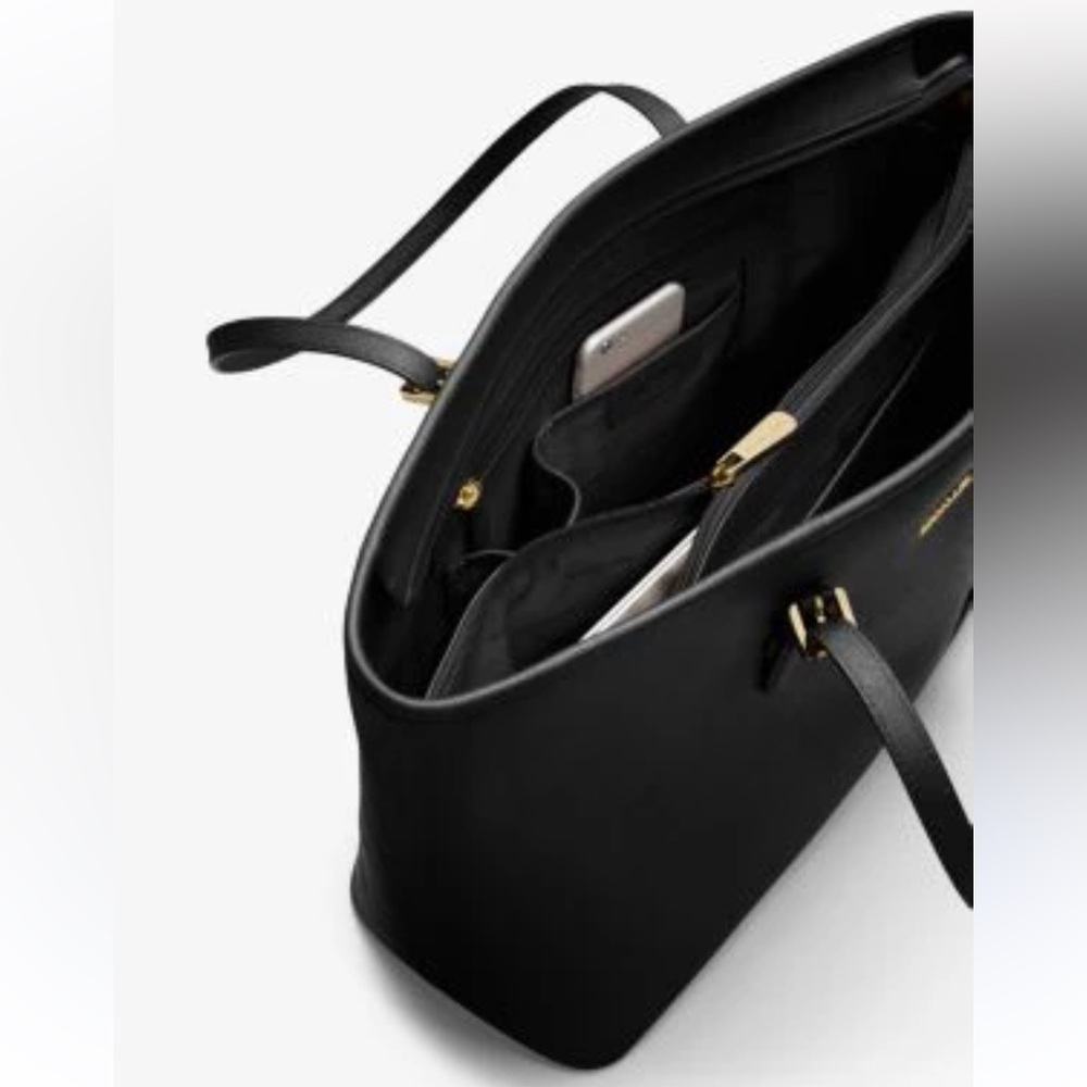 Michael Kors •Jet Set Medium Saffiano Leather
Top-Zip Tote Bag